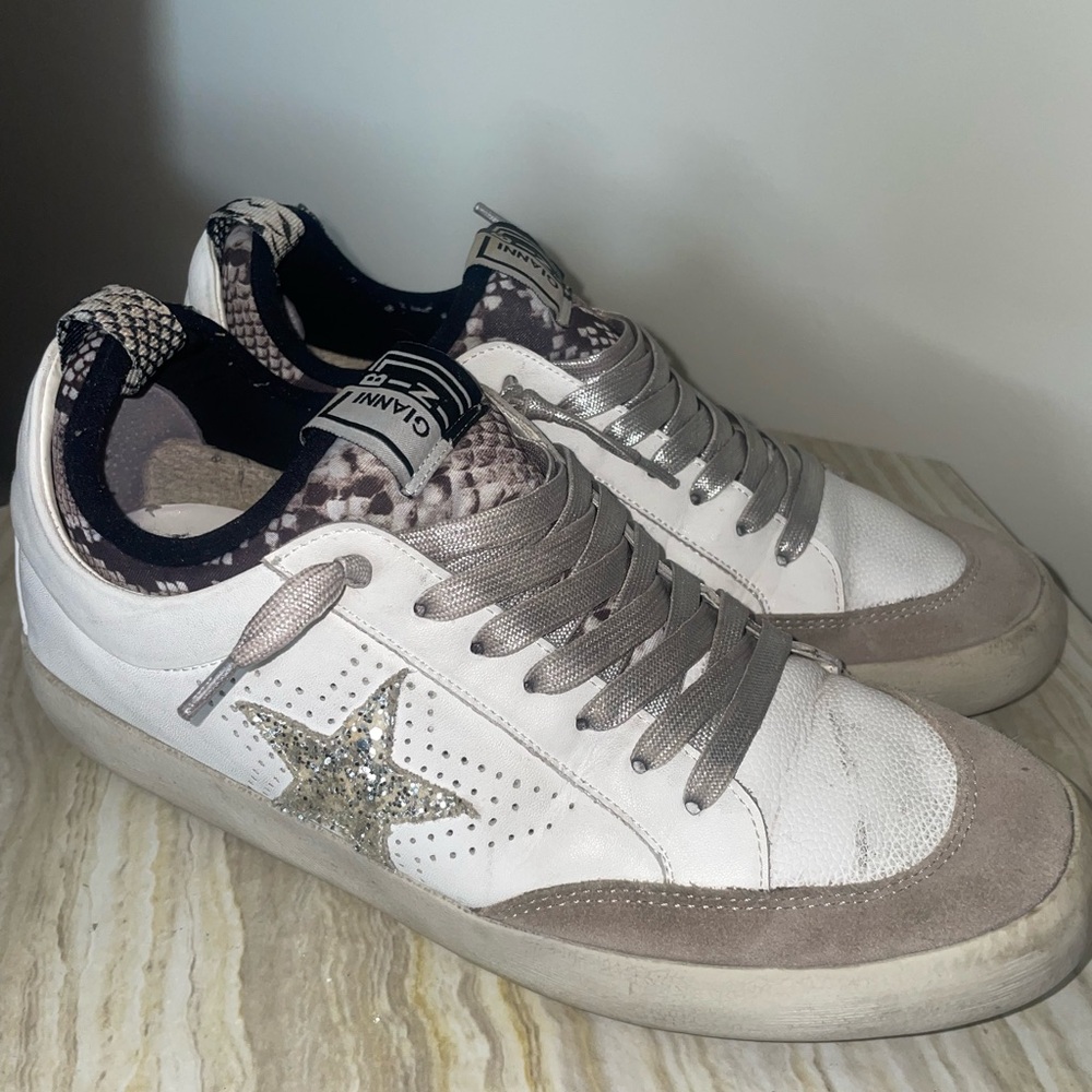 Gianni Bini Star Sneakers